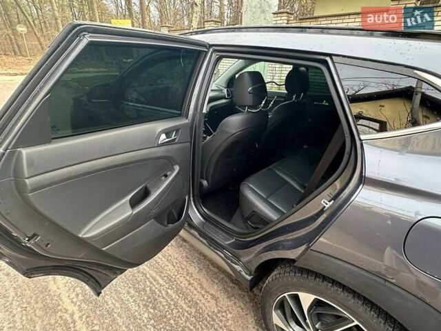 Хендай Туксон, объемом двигателя 2 л и пробегом 45 тыс. км за 32000 $, фото 15 на Automoto.ua