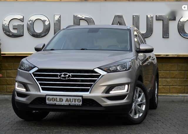 Хендай Туксон, объемом двигателя 1.6 л и пробегом 118 тыс. км за 18700 $, фото 4 на Automoto.ua