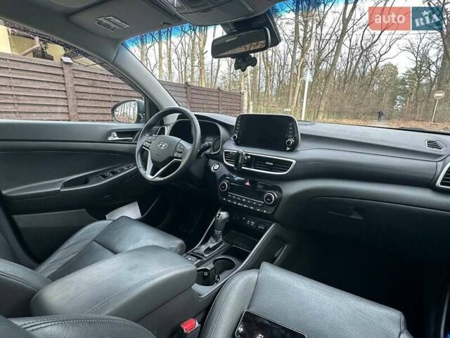 Хендай Туксон, объемом двигателя 2 л и пробегом 45 тыс. км за 32000 $, фото 28 на Automoto.ua