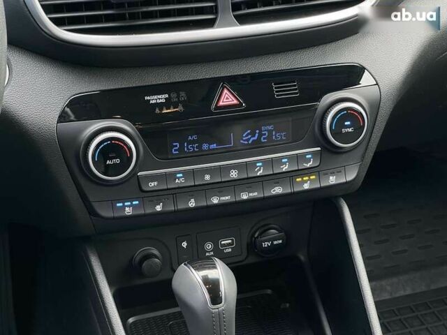 Хендай Туксон 2020 в Киеве на Automoto.ua Хендай Туксон, объемом двигателя 2 л и пробегом 64 тыс. км за 32900 $, фото 22 на Automoto.ua