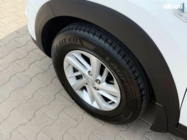 Хендай Туксон, объемом двигателя 0 л и пробегом 110 тыс. км за 17999 $, фото 8 на Automoto.ua