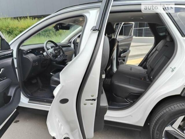 Хендай Туксон, об'ємом двигуна 1.6 л та пробігом 40 тис. км за 37990 $, фото 5 на Automoto.ua