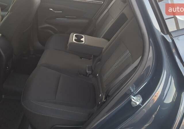 Хендай Туксон, объемом двигателя 2 л и пробегом 30 тыс. км за 28700 $, фото 42 на Automoto.ua