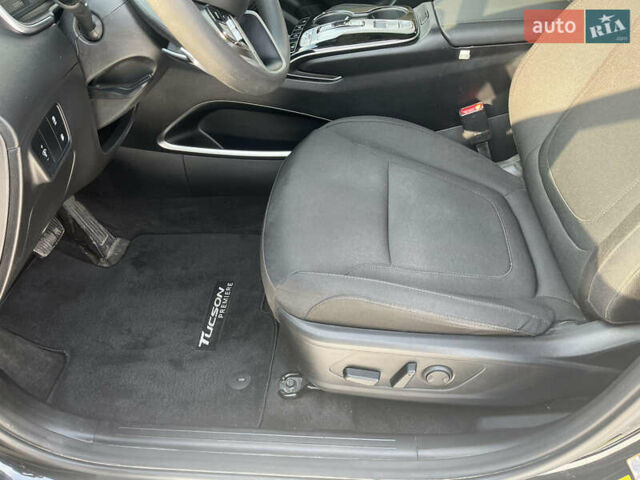 Хендай Туксон, об'ємом двигуна 1.6 л та пробігом 23 тис. км за 29900 $, фото 10 на Automoto.ua