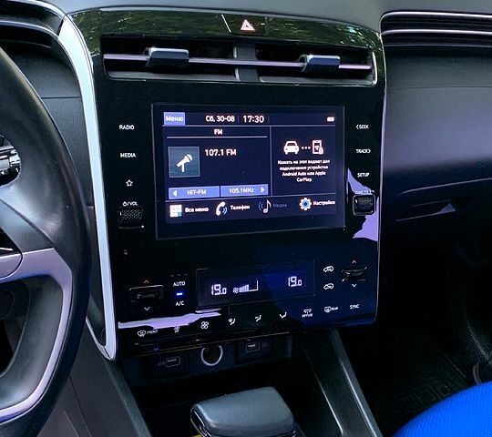 Хендай Туксон, объемом двигателя 2 л и пробегом 17 тыс. км за 28000 $, фото 3 на Automoto.ua