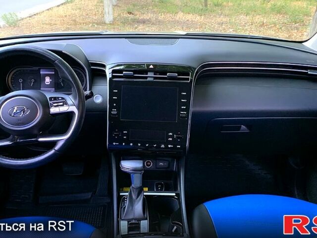 Хендай Туксон, объемом двигателя 2 л и пробегом 17 тыс. км за 28000 $, фото 5 на Automoto.ua