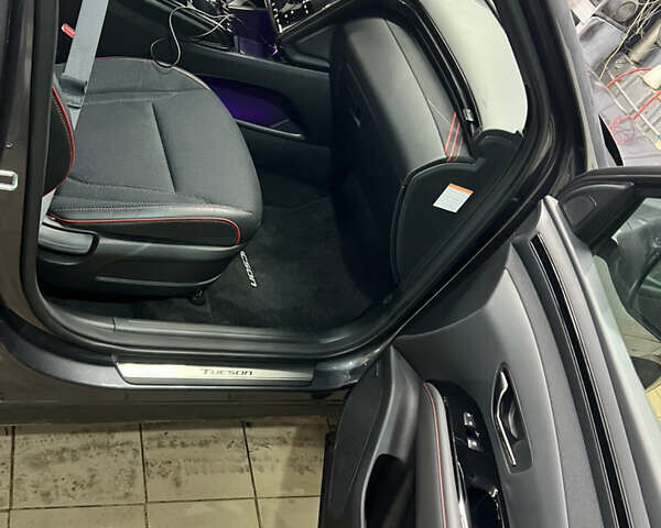 Хендай Туксон, объемом двигателя 1.6 л и пробегом 14 тыс. км за 29500 $, фото 11 на Automoto.ua