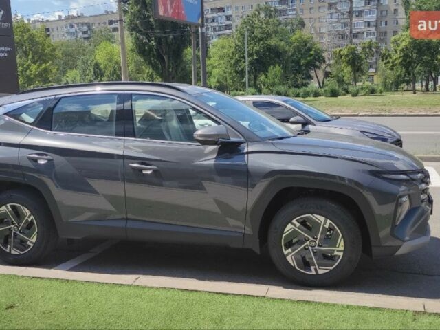 Хендай Туксон, объемом двигателя 2 л и пробегом 0 тыс. км за 27043 $, фото 3 на Automoto.ua