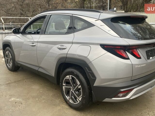Хендай Туксон, объемом двигателя 2 л и пробегом 0 тыс. км за 26704 $, фото 3 на Automoto.ua