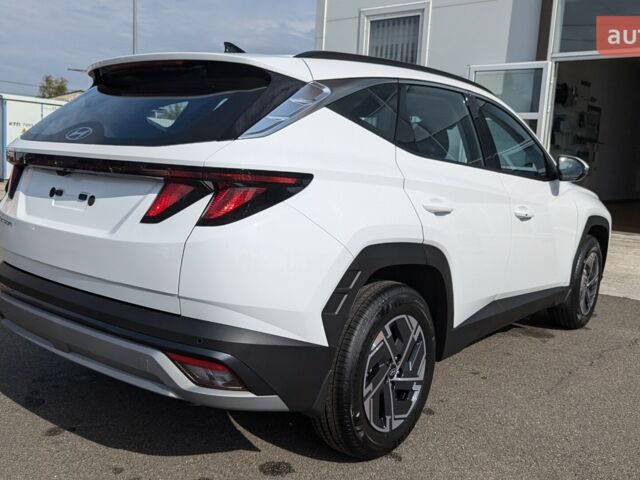 Хендай Туксон, объемом двигателя 2 л и пробегом 0 тыс. км за 28552 $, фото 3 на Automoto.ua