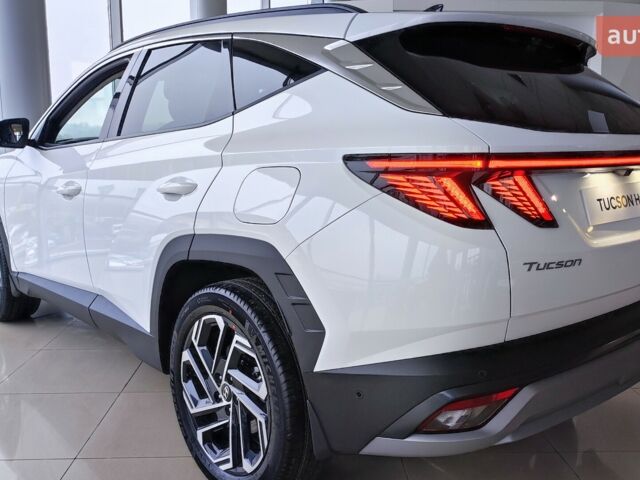 Хендай Туксон, объемом двигателя 1.6 л и пробегом 0 тыс. км за 45810 $, фото 3 на Automoto.ua