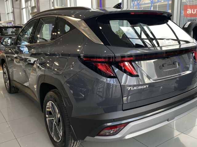 Хендай Туксон, объемом двигателя 2 л и пробегом 0 тыс. км за 28478 $, фото 3 на Automoto.ua
