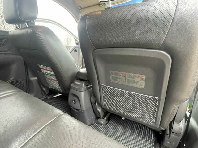 Серый Хендай Туксон, объемом двигателя 2 л и пробегом 267 тыс. км за 4300 $, фото 15 на Automoto.ua