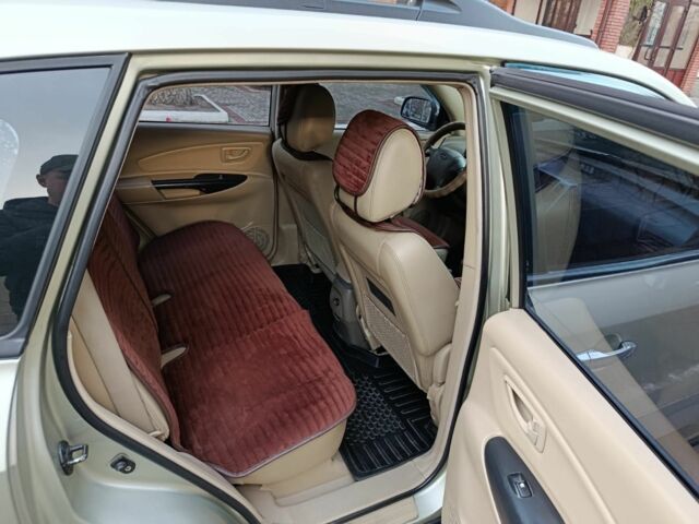 Серый Хендай Туксон, объемом двигателя 2 л и пробегом 285 тыс. км за 7600 $, фото 7 на Automoto.ua