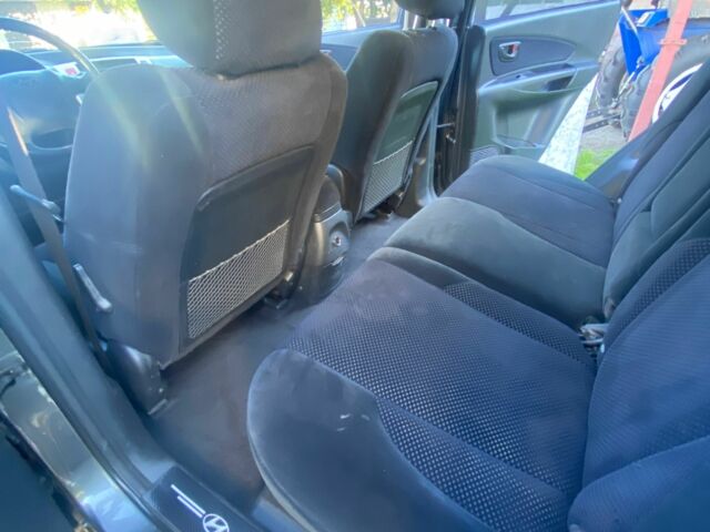 Сірий Хендай Туксон, об'ємом двигуна 2 л та пробігом 248 тис. км за 6100 $, фото 13 на Automoto.ua