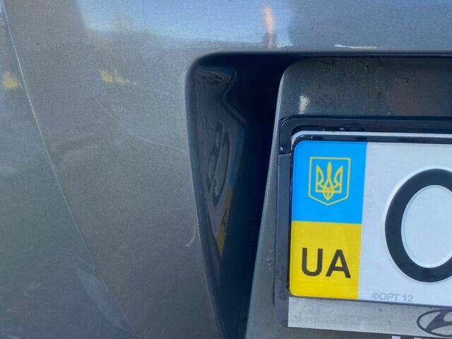 Сірий Хендай Туксон, об'ємом двигуна 2 л та пробігом 248 тис. км за 6100 $, фото 21 на Automoto.ua