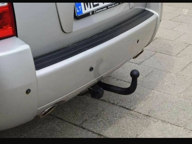 Серый Хендай Туксон, объемом двигателя 2 л и пробегом 230 тыс. км за 5500 $, фото 2 на Automoto.ua