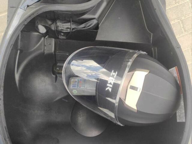 Серый Хендай Туксон, объемом двигателя 1.6 л и пробегом 18 тыс. км за 1600 $, фото 10 на Automoto.ua