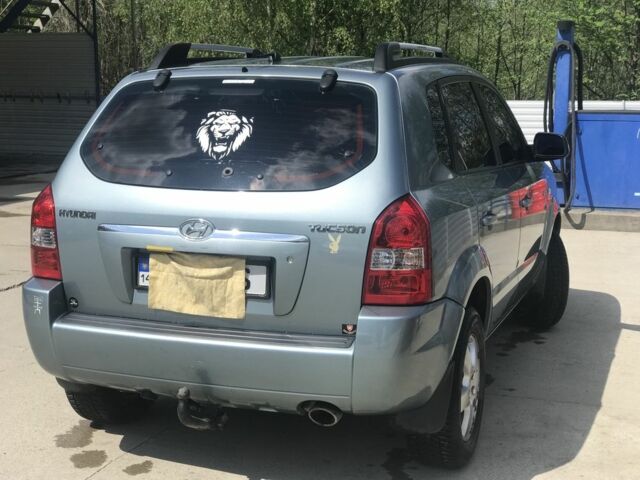 Серый Хендай Туксон, объемом двигателя 2 л и пробегом 240 тыс. км за 8100 $, фото 11 на Automoto.ua