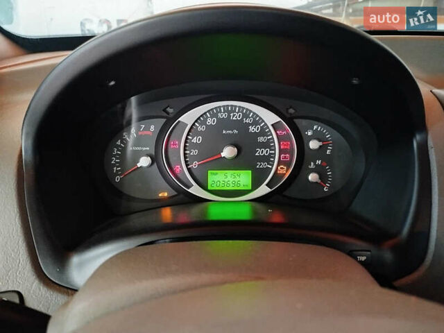 Сірий Хендай Туксон, об'ємом двигуна 1.98 л та пробігом 203 тис. км за 7200 $, фото 6 на Automoto.ua