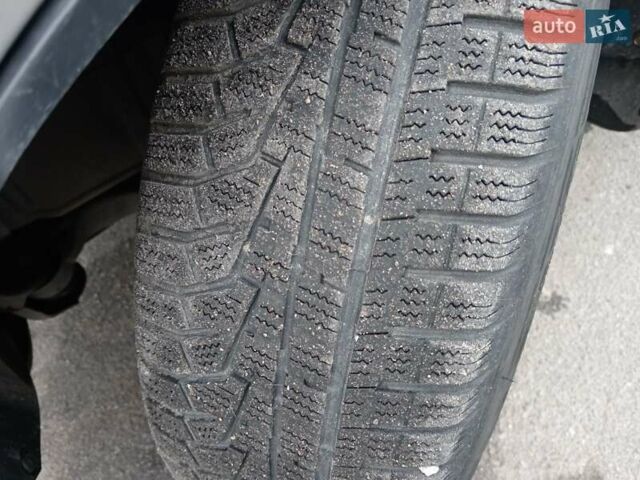 Серый Хендай Туксон, объемом двигателя 1.98 л и пробегом 267 тыс. км за 7200 $, фото 17 на Automoto.ua