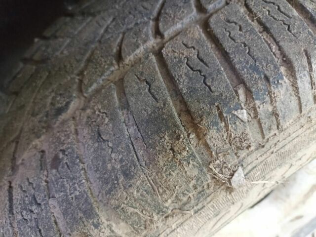 Хендай Туксон 2005 в Тячеве на Automoto.ua Серый Хендай Туксон, объемом двигателя 0 л и пробегом 245 тыс. км за 3700 $, фото 7 на Automoto.ua