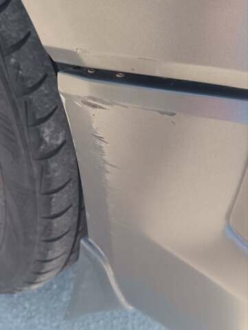 Серый Хендай Туксон, объемом двигателя 2 л и пробегом 258 тыс. км за 7500 $, фото 10 на Automoto.ua