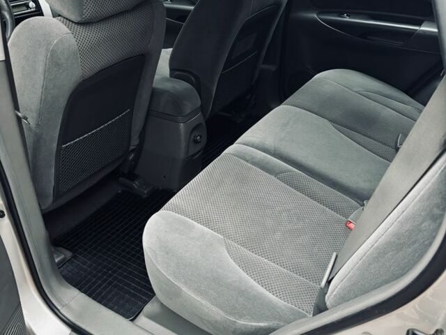 Хендай Туксон 2006 в Харькове на Automoto.ua Серый Хендай Туксон, объемом двигателя 2 л и пробегом 186 тыс. км за 8000 $, фото 21 на Automoto.ua