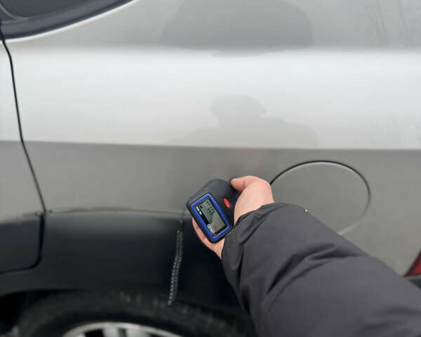 Серый Хендай Туксон, объемом двигателя 1.98 л и пробегом 241 тыс. км за 7000 $, фото 36 на Automoto.ua