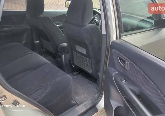 Серый Хендай Туксон, объемом двигателя 1.99 л и пробегом 303 тыс. км за 6500 $, фото 11 на Automoto.ua