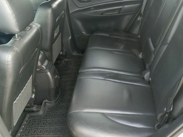 Хендай Туксон 2006 в Житомире на Automoto.ua Серый Хендай Туксон, объемом двигателя 2 л и пробегом 293 тыс. км за 7800 $, фото 4 на Automoto.ua