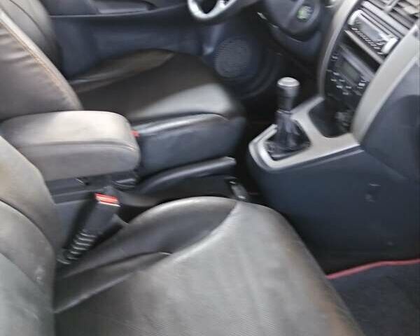 Сірий Хендай Туксон, об'ємом двигуна 1.98 л та пробігом 168 тис. км за 7390 $, фото 32 на Automoto.ua