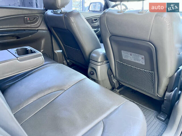 Сірий Хендай Туксон, об'ємом двигуна 2 л та пробігом 215 тис. км за 7350 $, фото 58 на Automoto.ua