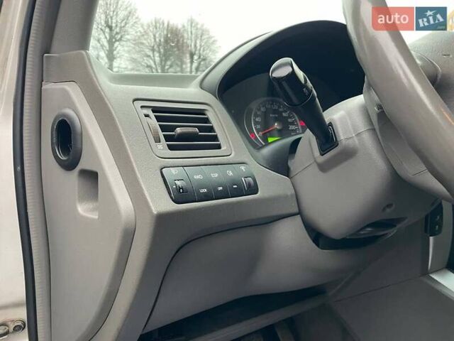 Серый Хендай Туксон, объемом двигателя 2 л и пробегом 108 тыс. км за 9200 $, фото 15 на Automoto.ua