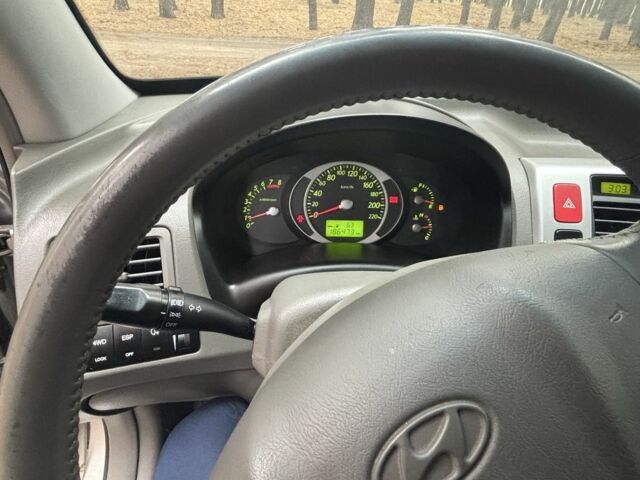 Хендай Туксон 2006 в Харькове на Automoto.ua Серый Хендай Туксон, объемом двигателя 2 л и пробегом 186 тыс. км за 8000 $, фото 3 на Automoto.ua