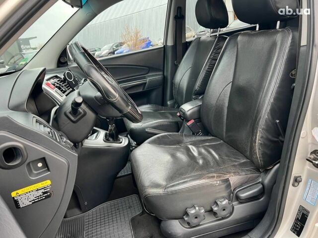 Сірий Хендай Туксон, об'ємом двигуна 2 л та пробігом 263 тис. км за 7440 $, фото 17 на Automoto.ua