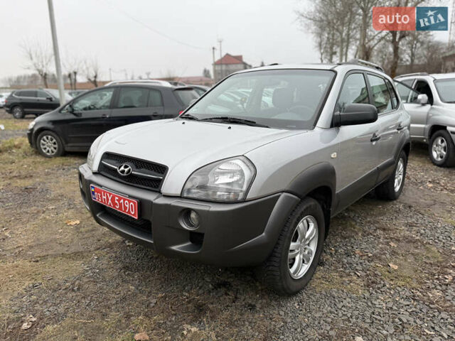 Сірий Хендай Туксон, об'ємом двигуна 2 л та пробігом 193 тис. км за 5999 $, фото 6 на Automoto.ua