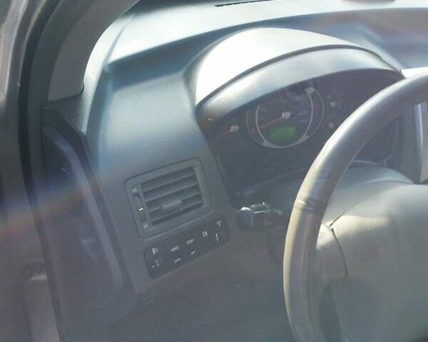 Хендай Туксон 2006 в Бродах на Automoto.ua Серый Хендай Туксон, объемом двигателя 1.98 л и пробегом 215 тыс. км за 6300 $, фото 8 на Automoto.ua