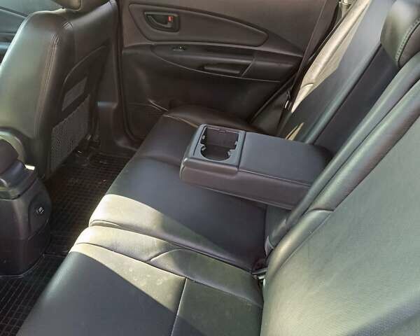 Сірий Хендай Туксон, об'ємом двигуна 1.98 л та пробігом 224 тис. км за 6700 $, фото 35 на Automoto.ua