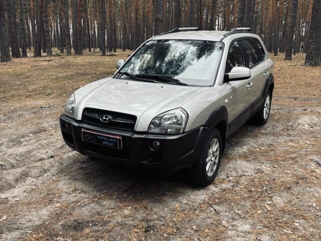 Хендай Туксон 2006 в Харькове на Automoto.ua Серый Хендай Туксон, объемом двигателя 2 л и пробегом 186 тыс. км за 8000 $, фото 15 на Automoto.ua