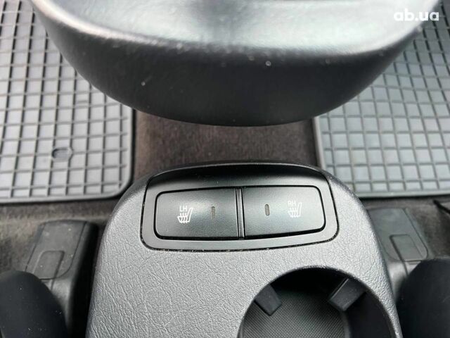 Сірий Хендай Туксон, об'ємом двигуна 2 л та пробігом 263 тис. км за 7440 $, фото 28 на Automoto.ua