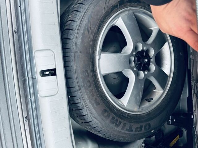 Хендай Туксон 2006 в Харькове на Automoto.ua Серый Хендай Туксон, объемом двигателя 2 л и пробегом 186 тыс. км за 8000 $, фото 12 на Automoto.ua