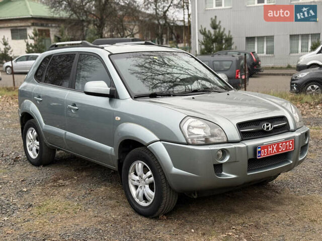 Серый Хендай Туксон, объемом двигателя 2 л и пробегом 231 тыс. км за 6999 $, фото 10 на Automoto.ua