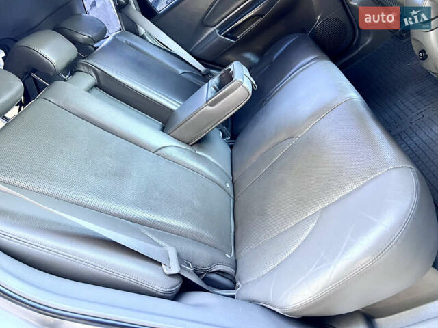 Сірий Хендай Туксон, об'ємом двигуна 2 л та пробігом 215 тис. км за 7350 $, фото 61 на Automoto.ua