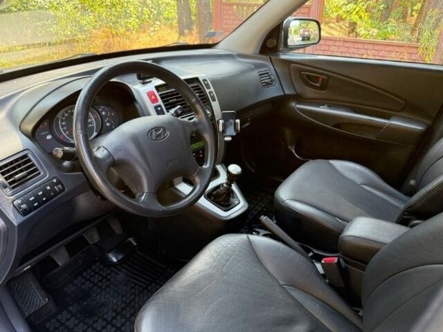 Хендай Туксон 2007 в Харькове на Automoto.ua Серый Хендай Туксон, объемом двигателя 2 л и пробегом 200 тыс. км за 2500 $, фото 4 на Automoto.ua