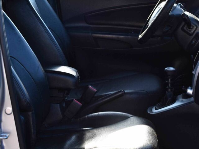 Хендай Туксон 2007 в Кривом Роге на Automoto.ua Серый Хендай Туксон, объемом двигателя 2 л и пробегом 335 тыс. км за 7950 $, фото 13 на Automoto.ua