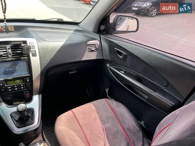 Серый Хендай Туксон, объемом двигателя 2 л и пробегом 255 тыс. км за 7490 $, фото 20 на Automoto.ua