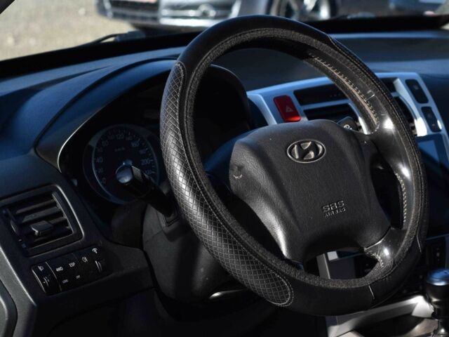 Хендай Туксон 2007 в Кривом Роге на Automoto.ua Серый Хендай Туксон, объемом двигателя 2 л и пробегом 335 тыс. км за 7950 $, фото 9 на Automoto.ua