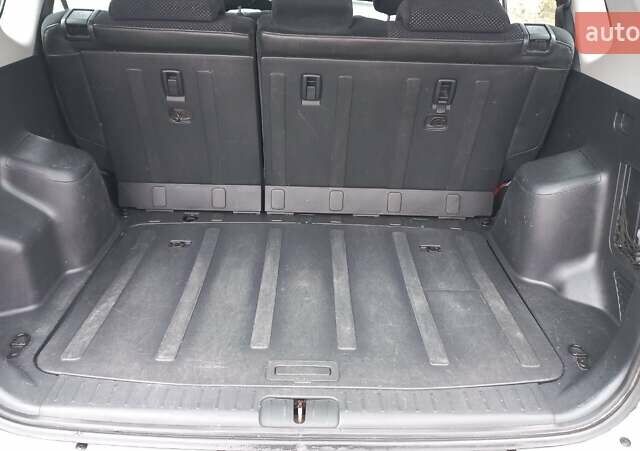 Сірий Хендай Туксон, об'ємом двигуна 2 л та пробігом 203 тис. км за 7700 $, фото 17 на Automoto.ua