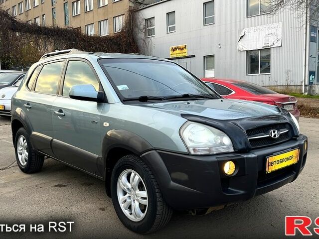 Сірий Хендай Туксон, об'ємом двигуна 2 л та пробігом 281 тис. км за 7200 $, фото 1 на Automoto.ua